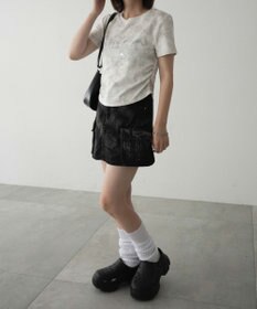 WEGO メタリックバタフライサークルロゴT