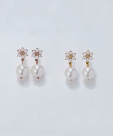 Phoebe 【痛くないシリーズ】フルールパールライトフィットイヤリング　シャンパンゴールド