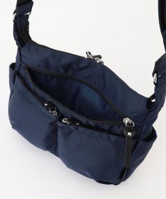 Y'SACCS トリプルポケットベーシックショルダー