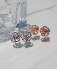 Tiaclasse 【金属アレルギー対応】カメリアモチーフピアス・イヤリング