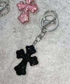 WEGO キラキラクロスキーホルダー