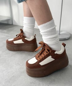 WEGO 厚底ワイドシューレーススニーカー