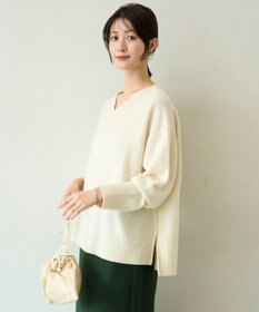 UNFILO 【野呂佳代さん着用】カシミヤブレンド Vネックニット