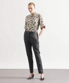 JOSEPH ウールバイストレッチ　テーパードトラウザーズ