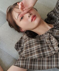 Tiaclasse L 【洗える】チェック柄フリルブラウス