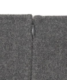 BEIGE， THOUIN / Iラインスカート