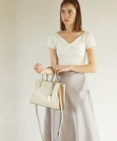 style code 【MERCURYDUO/マーキュリーデュオ】両アオリポケットサイド配色大開き開口 超軽量ハンドバッグ キーチャーム付