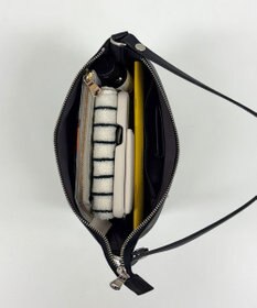 russet 《3/4～価格改定》ソフトレザーシンプルショルダーバッグ(CE-1328-WEB)