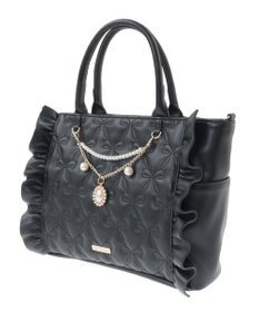 Maison de FLEUR チャーム付きリボンキルティング2Wayトート