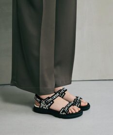 steppi ナロー ストラップ スポーツサンダル