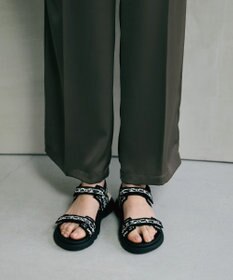 steppi ナロー ストラップ スポーツサンダル