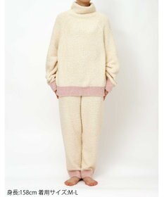 une nana cool カラーブロッキング　タートルネックプルオーバー