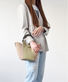 INTER-CHAUSSURES 【LORISTELLA】ラフィアコンビレザーハンドバッグ