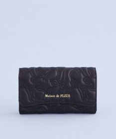 Maison de FLEUR リボンキルティングロングウォレット