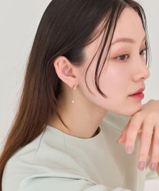 Phoebe 【金属アレルギー対応】ルミナスパールロングセラミックピアス　ゴールド