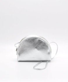 blancle メタリックレザー ハーフサークルショルダー