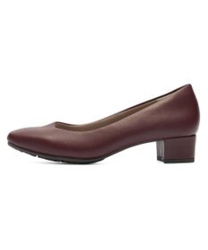 AcureZ 足ゆび広がる×キレイ プレーンパンプス「母趾にやさしい美パンプス」