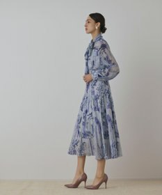 GRACE CONTINENTAL ロゴフラワ－プリントボウタイワンピース