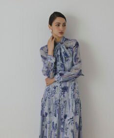 GRACE CONTINENTAL ロゴフラワ－プリントボウタイワンピース