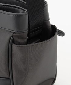 Y'SACCS トラベル ホライズンショルダー