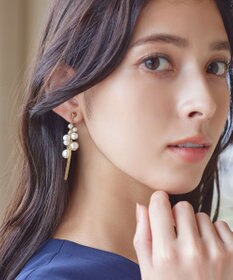 Tiaclasse パール＋タッセルチェーンピアス