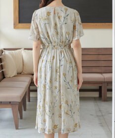 Tiaclasse 【小倉優子さん着用・洗える】大花柄シフォンワンピース