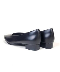 Dominic3 ディープカット レザーパンプス