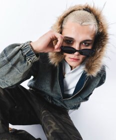 WEGO 【ユニセックス着用ITEM】ファーフードスラッシュデニムブルゾン