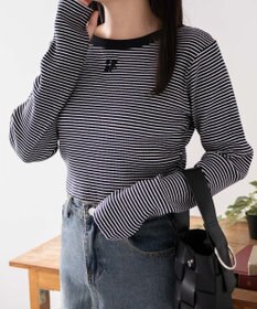 WEGO ワンポイントデザインフィンガーホールリブロンT