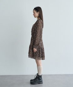 earth music&ecology フラワー楊柳ティアードミニワンピース