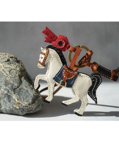 genten ワクワクチャーム 白馬