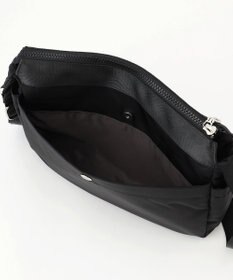 Y'SACCS テープデザイン　トラベルショルダーバッグ