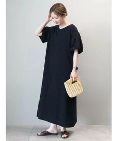 AMERICAN HOLIC 袖コンシャスＶネックカットワンピース