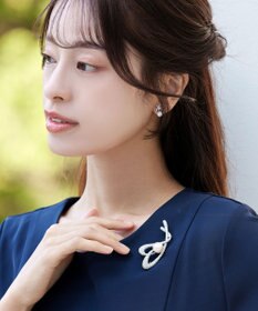 Tiaclasse ハートモチーフブローチ