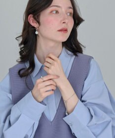 Phoebe 〈金属アレルギー対応〉ラスターフレームパールカフリング　シルバー/ステンレス/大ぶり/存在感◎/主役級/変形