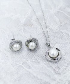 Tiaclasse 【金属アレルギー対応】淡水パールピアス＆ネックレス