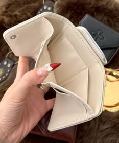 WEGO エンボスクロスウォレット