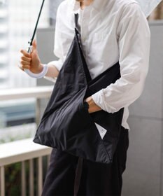 LIVERAL Niji ショルダーバッグ