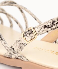 ANY ナローストラップ サンダル