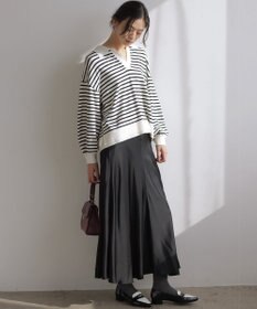 組曲 L 【WEB限定】サテンナロー スカート