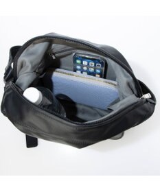 UNBILLION カシュカシュ cachecache / レザータッチソフトショルダーバッグ