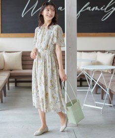 Tiaclasse 【小倉優子さん着用・洗える】大花柄シフォンワンピース