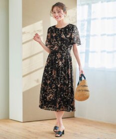 Tiaclasse 【小倉優子さん着用・洗える】大花柄シフォンワンピース