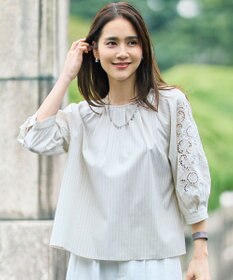 自由区 【SHIHOさん着用】エンブロイダリーブロードパフスリーブ ブラウス フラックス×オフ