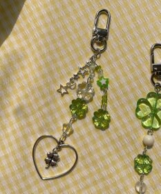 WEGO クローバービーズキーホルダー