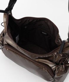 LA BAGAGERIE メタリックドロストポケット　ショルダーバッグ