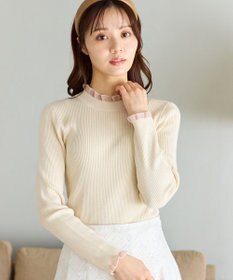 Feroux シアーフリル・ハイネックリブプルオーバー