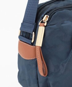 LA BAGAGERIE カモフラジャカード はっ水ショルダー