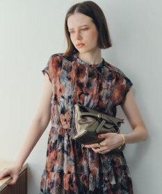 YECCA VECCA ベルトデザインチェーンバッグ