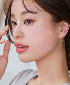 Tiaclasse 【安田美沙子さん着用/金属アレルギー対応/選べる2TYPE】チェーンリボン イヤリング・ピアス